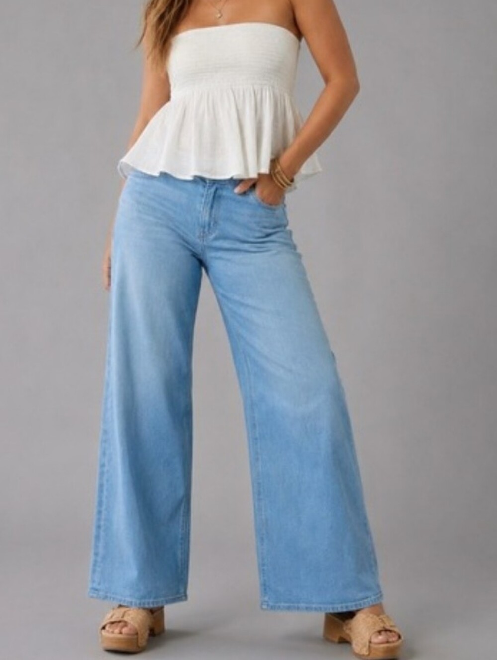 American Eagle Curvy Super High Rise Baggy Wide Leg Jeans Size 12 Short